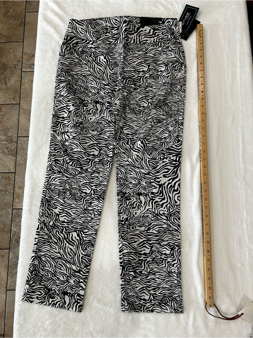 Women’s Audrey Ankle/Slim Leg   Black & White Zebra Print Pants